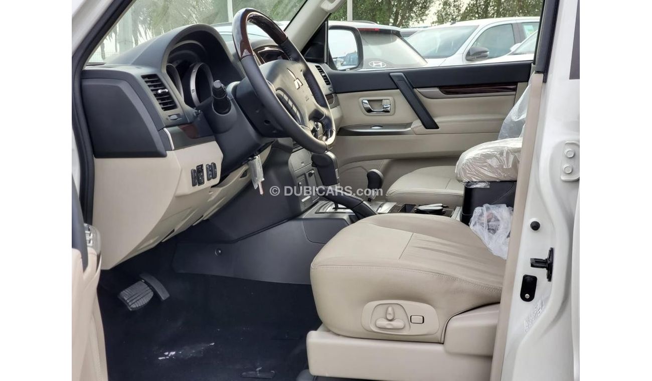 Mitsubishi Pajero GLS 4x4 Automatic 3.8L petrol V6 Gasoline with Leather Seats