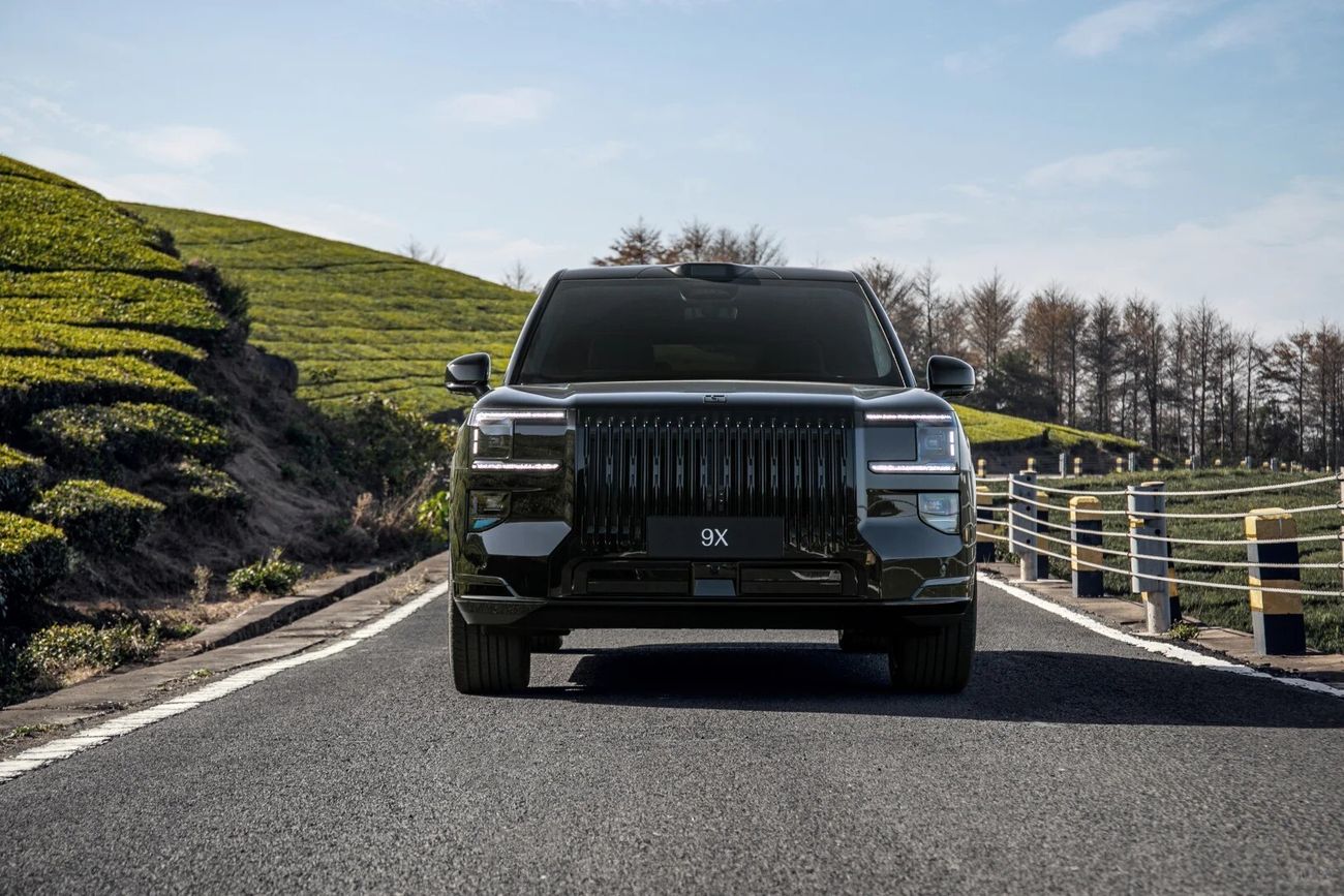 Zeekr 9X Ultra Black Badge/Brilliant Black version