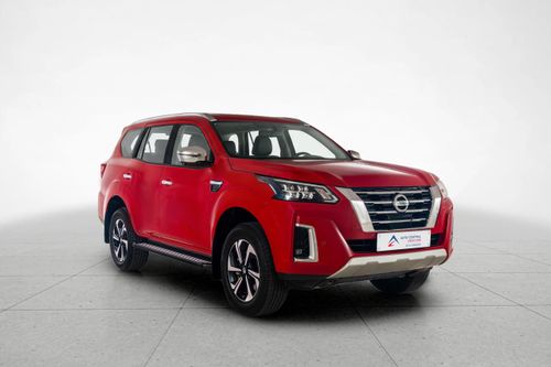 Nissan XTerra Platinum 2.5L 4WD PLATINUM 2.5