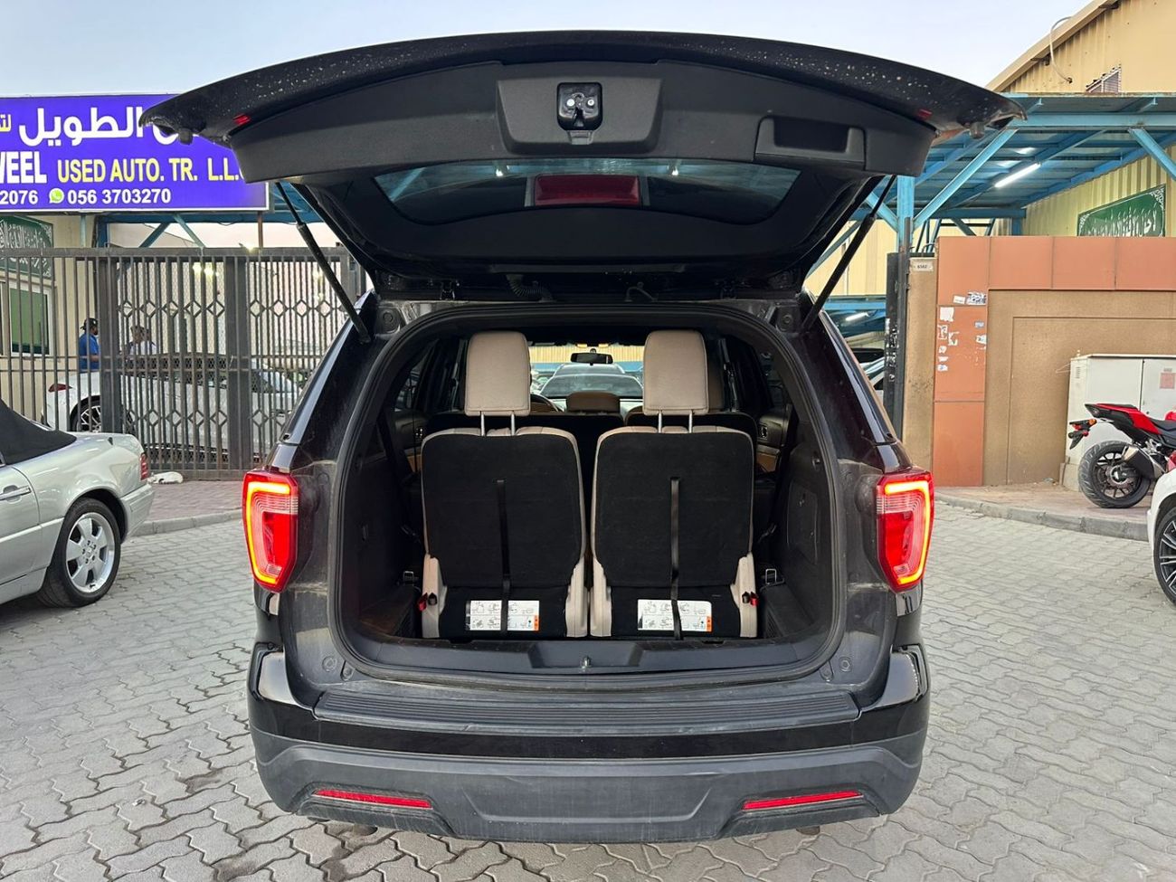 Ford Explorer XLT 202A 2.3L 4WD