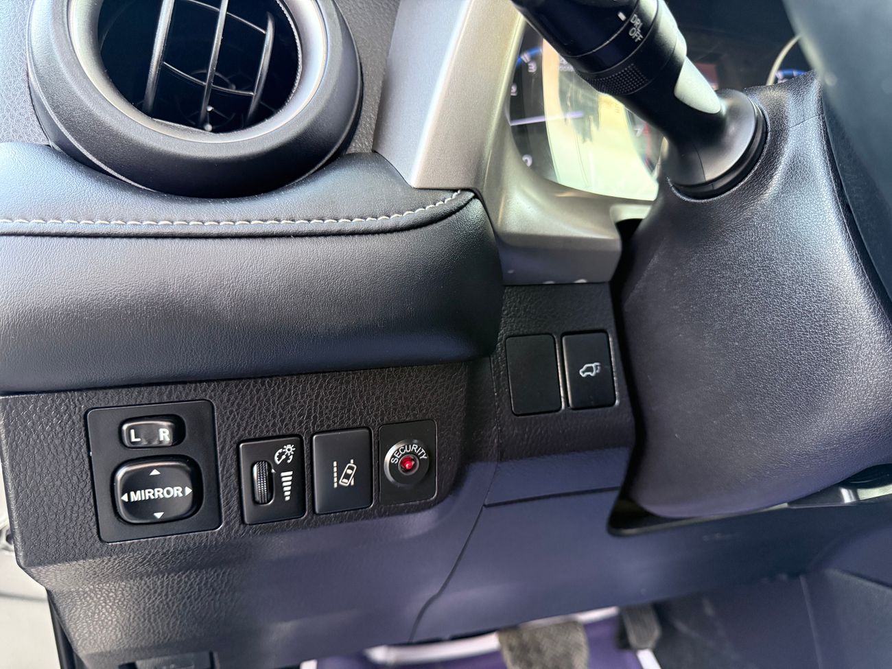 تويوتا راف ٤