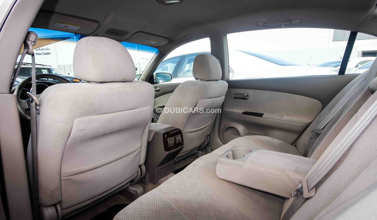 Nissan Altima 3.5 SE V6