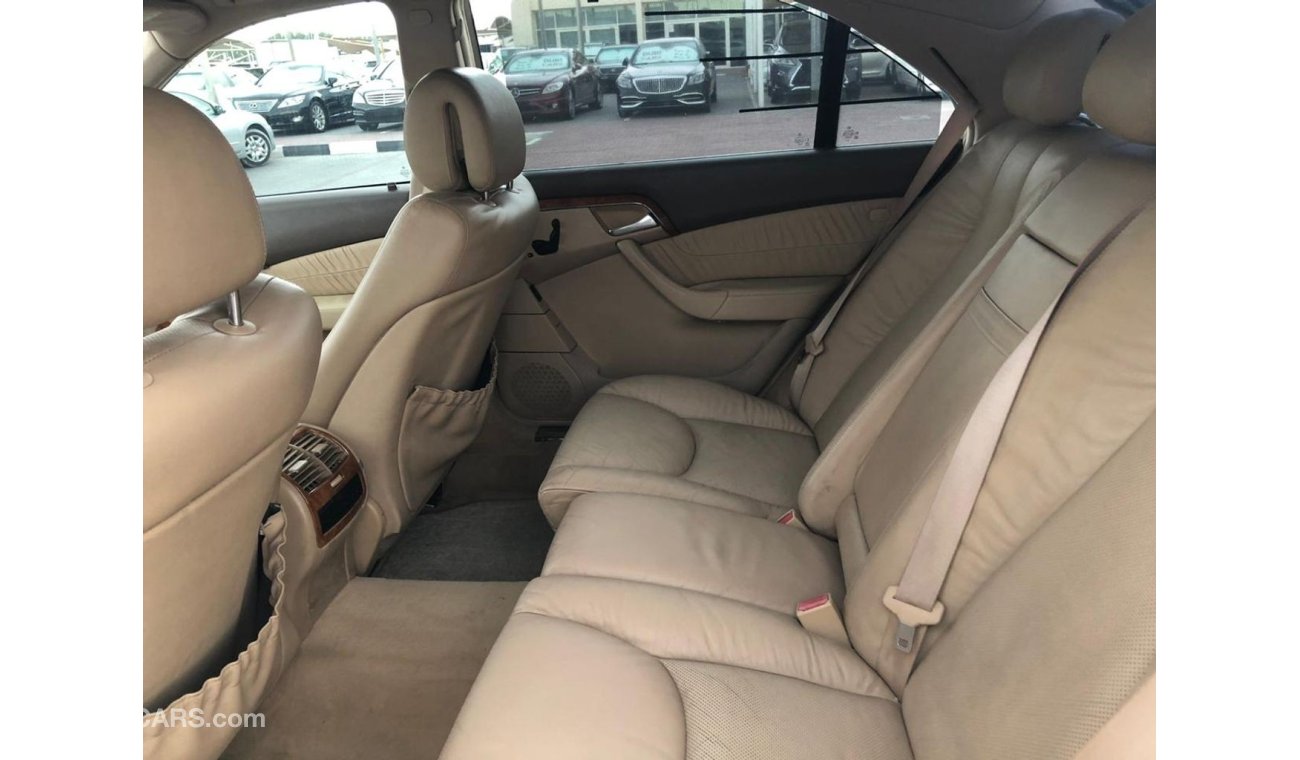 مرسيدس بنز S 350 موديل 2005 خليجي حاله ممتازه من الداخل والخارج فل مواصفات كراسي جلد ومثبت سرعه وتحكم كهربي كامل ونظا