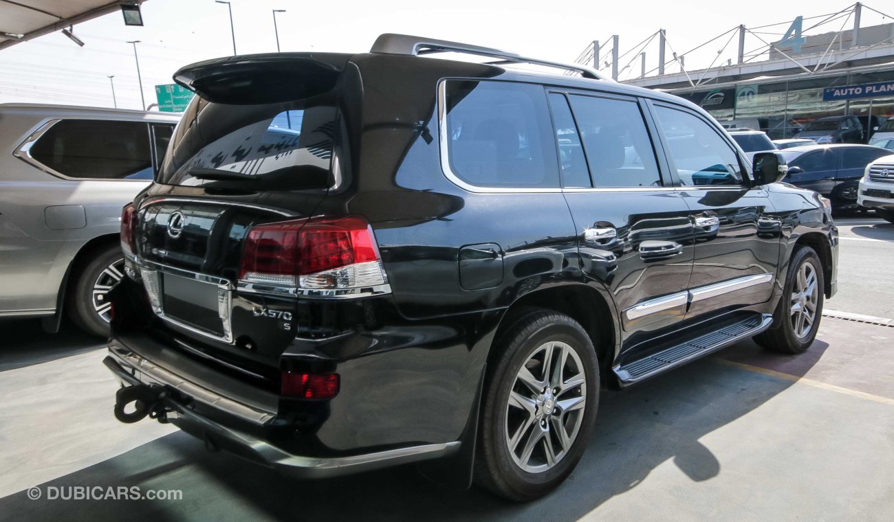 Lexus LX570 S