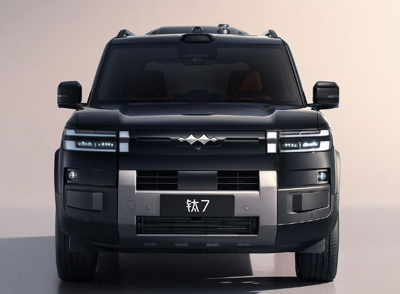 بي واي دي ليوبارد تيتانيوم 7 BYD Leopard Titanium 7 DM-i 190KM 4WD ULTRA EDITION | SMART DRIVING | 2025