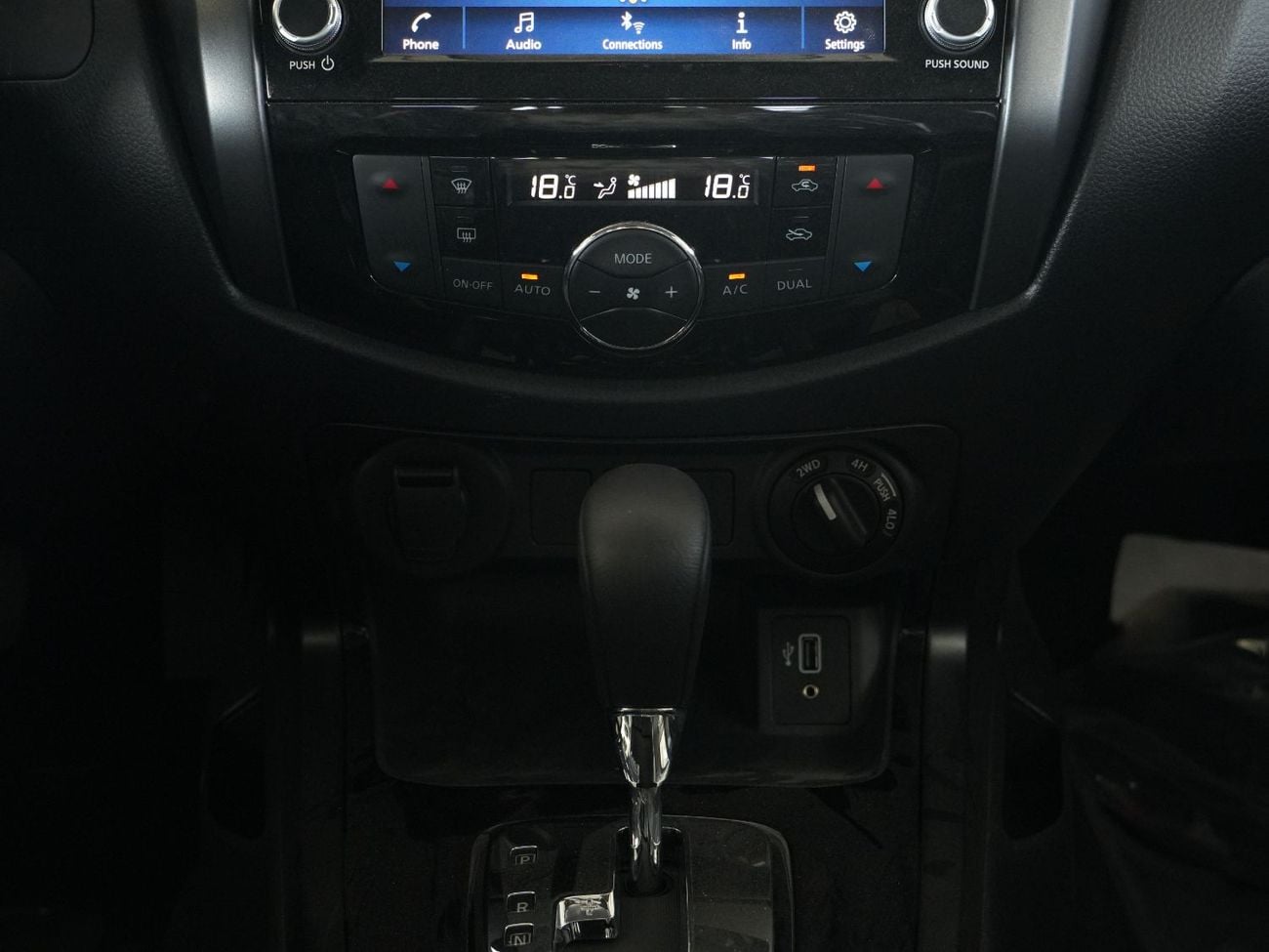 Nissan Navara 2025 NISSAN NAVARA 2.5 DIESEL DC PRO4X 4X4 BRAND NEW 0KM