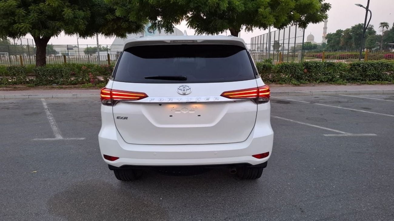 Toyota Fortuner EXR 2.7L (160 HP)