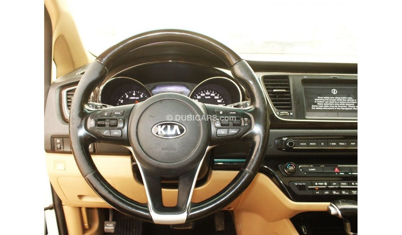 كيا كارنيفال SXL كيا كرنيفال 2019 خليجي بحالة ممتازة