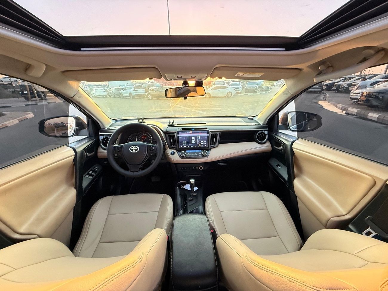 Toyota RAV4 Full option Sunroof, leather seats