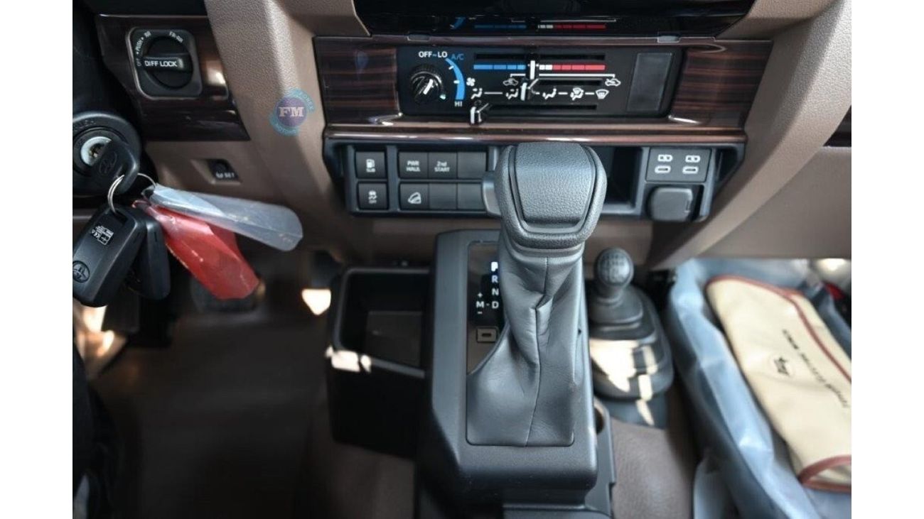 Toyota Land Cruiser Pick Up 79 Single Cab DLX 2.8L Diesel
