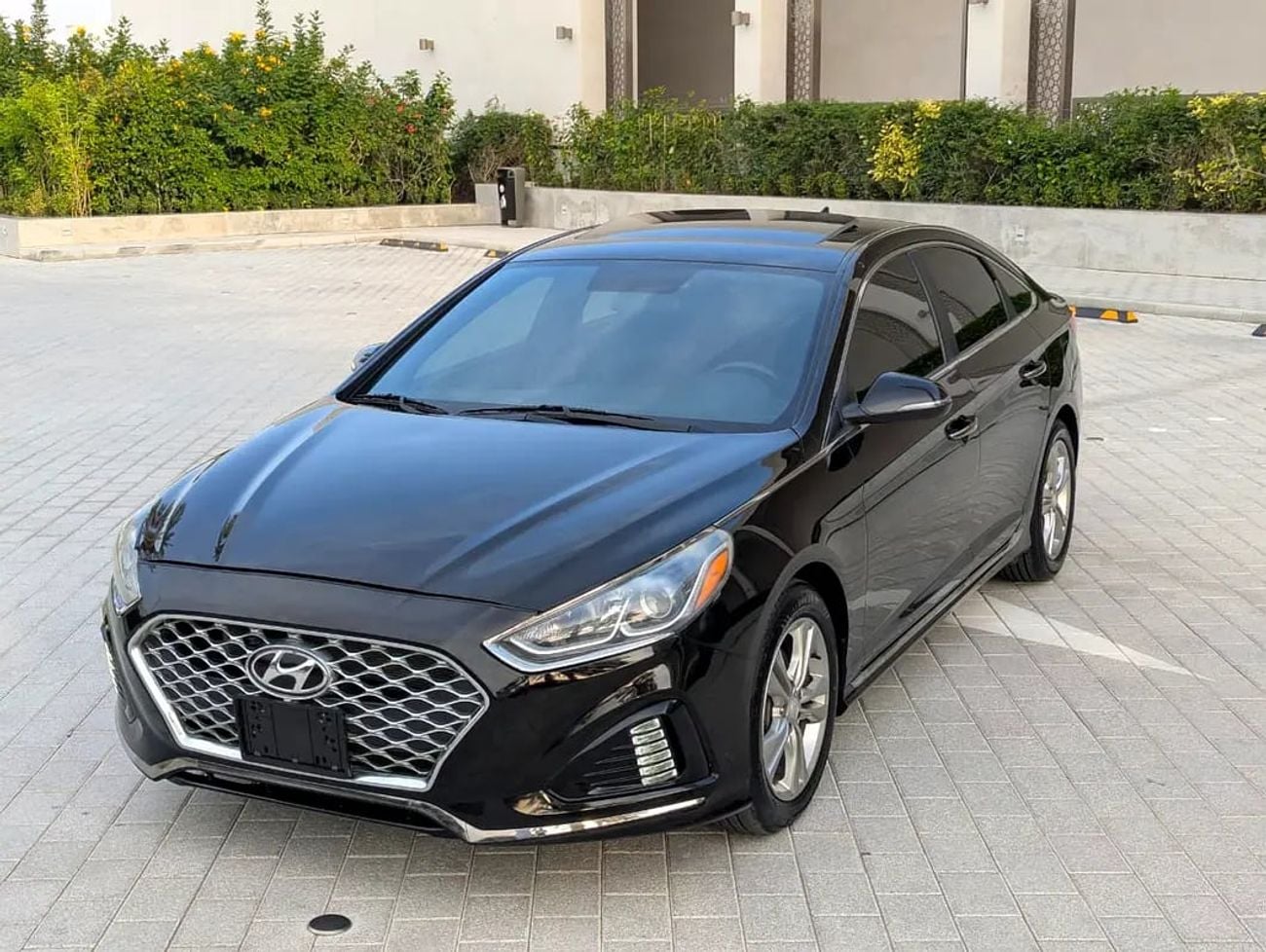هيونداي سوناتا Sport - American Specs Premium Condition With Sunroof and Navigation