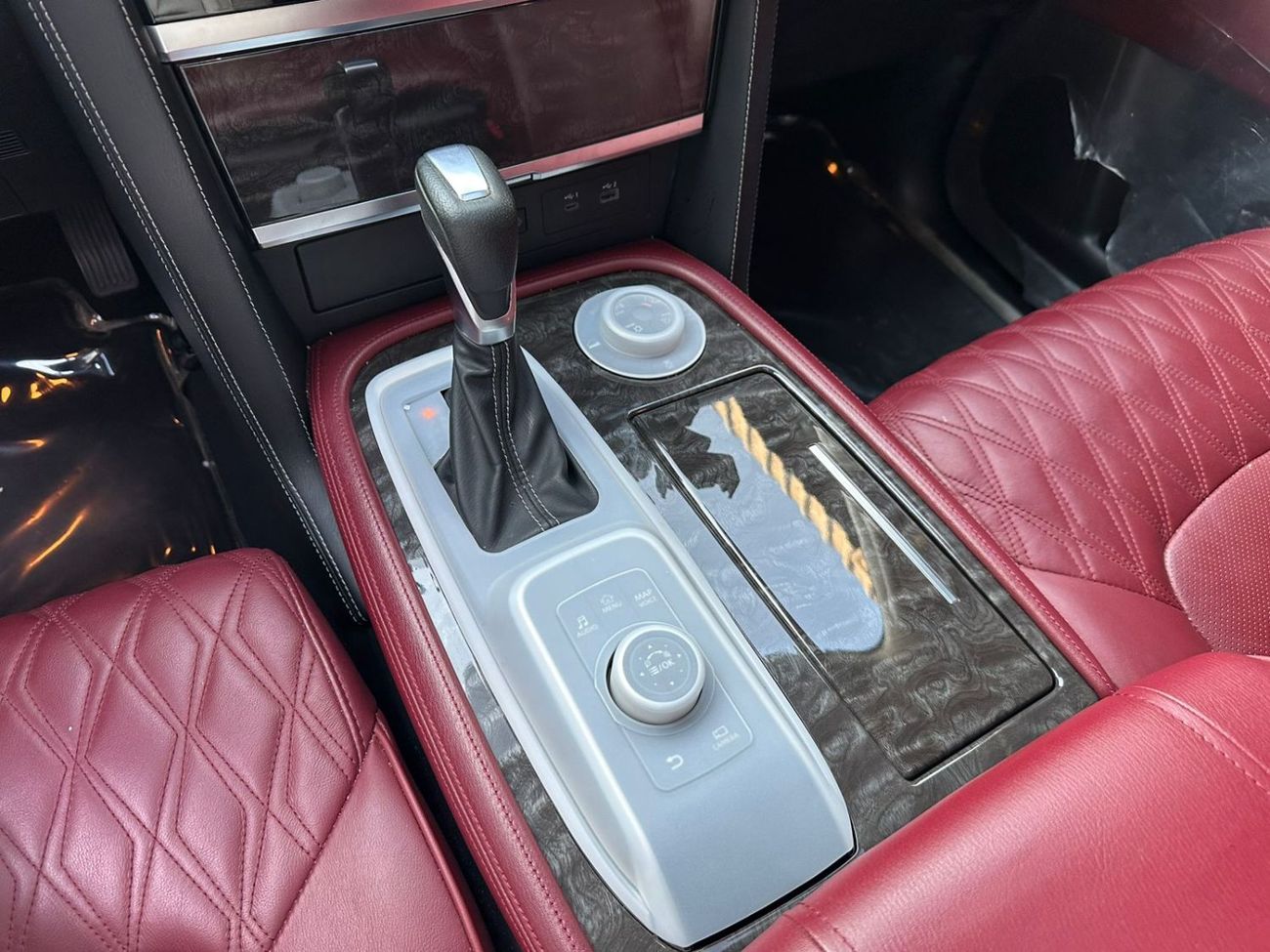 Nissan Patrol LE Platinum 5.6L