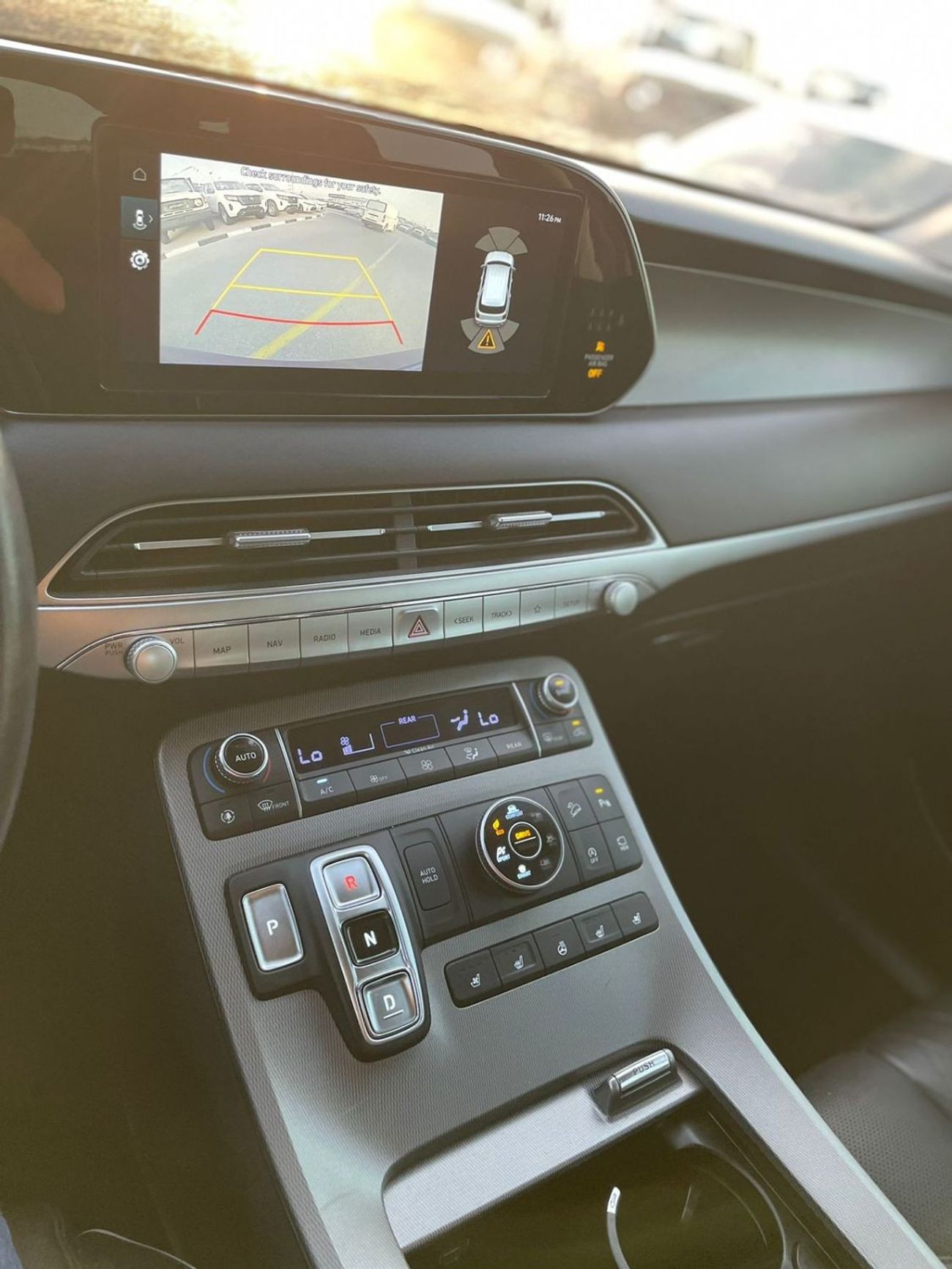 Hyundai Palisade 2021 Hyundai Palisade SEL premium 3.8L V6 - 4x4 AWD -korean Specs Orignal Paint With  Parking sensor