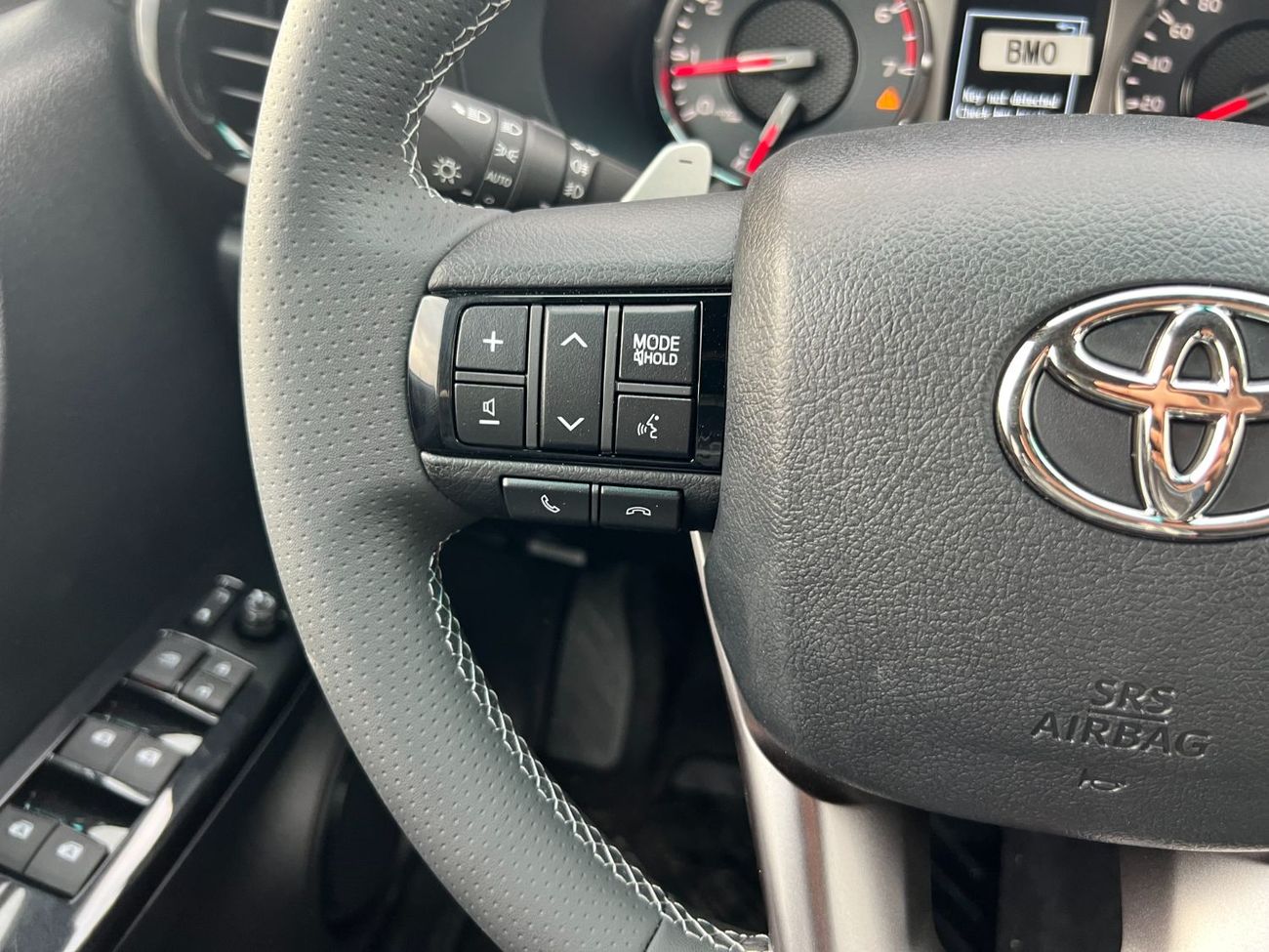 Toyota Hilux EXPORT ONLY - Toyota Hilux GR sport 2026