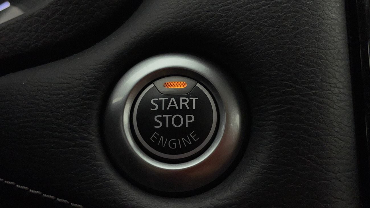 نيسان إكستيرا PLATINUM 2.5 | بدون دفعة مقدمة | اختبار القيادة في المنزل