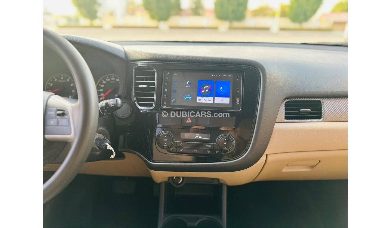 Mitsubishi Outlander 710 PM || OUTLANDER GLS  2.4L V4 4WD || 0%DP || GCC || PRISTINE CONDITION