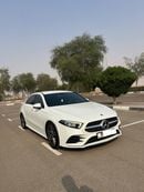 Mercedes-Benz A 200 Premium + 2.0L