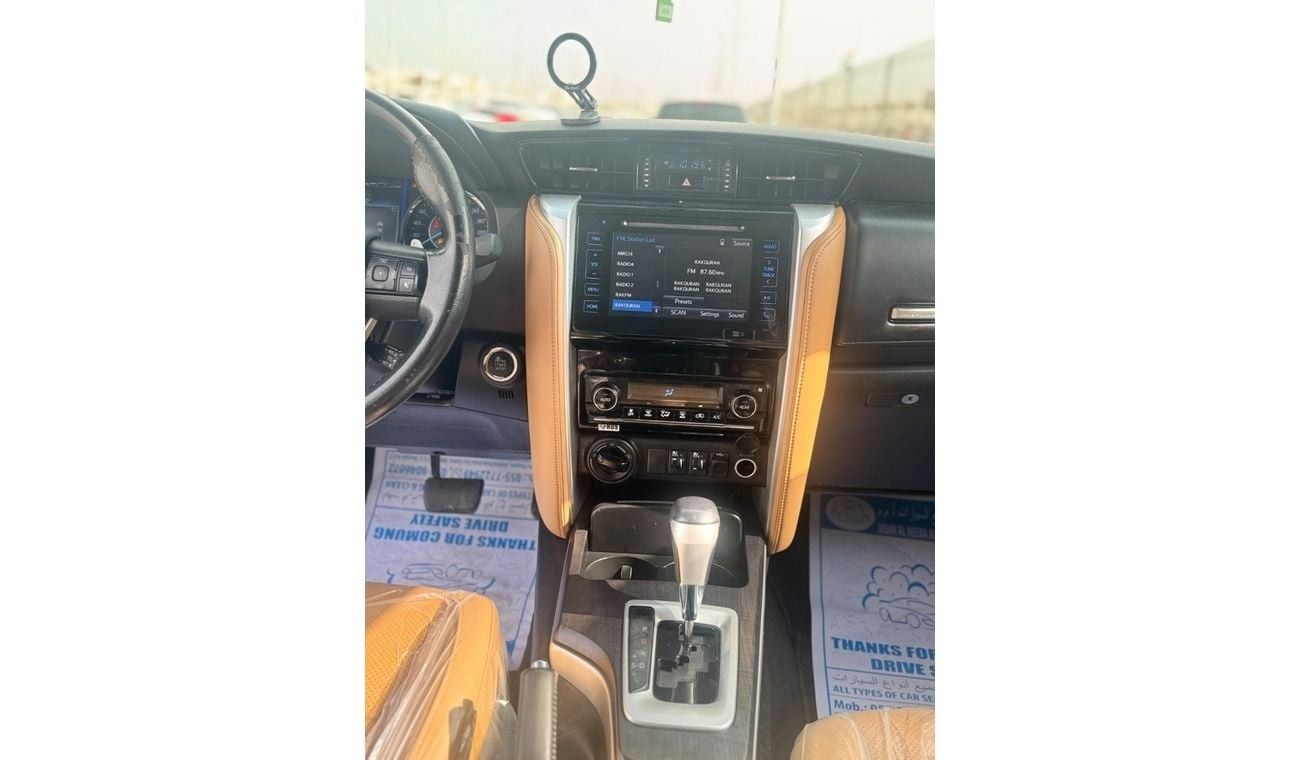 تويوتا فورتونر VXR 4.0L (278 HP)