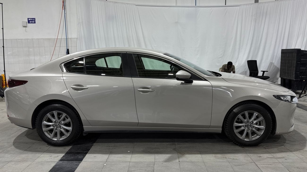 مازدا 3 2025 SELECT | AED 878/Month | 0 DP | 30 Day Return | Warranty | Service History