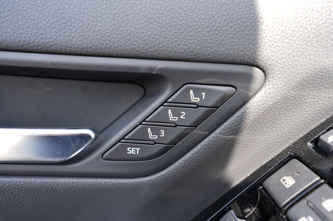 تويوتا لاند كروزر VXR 3.5