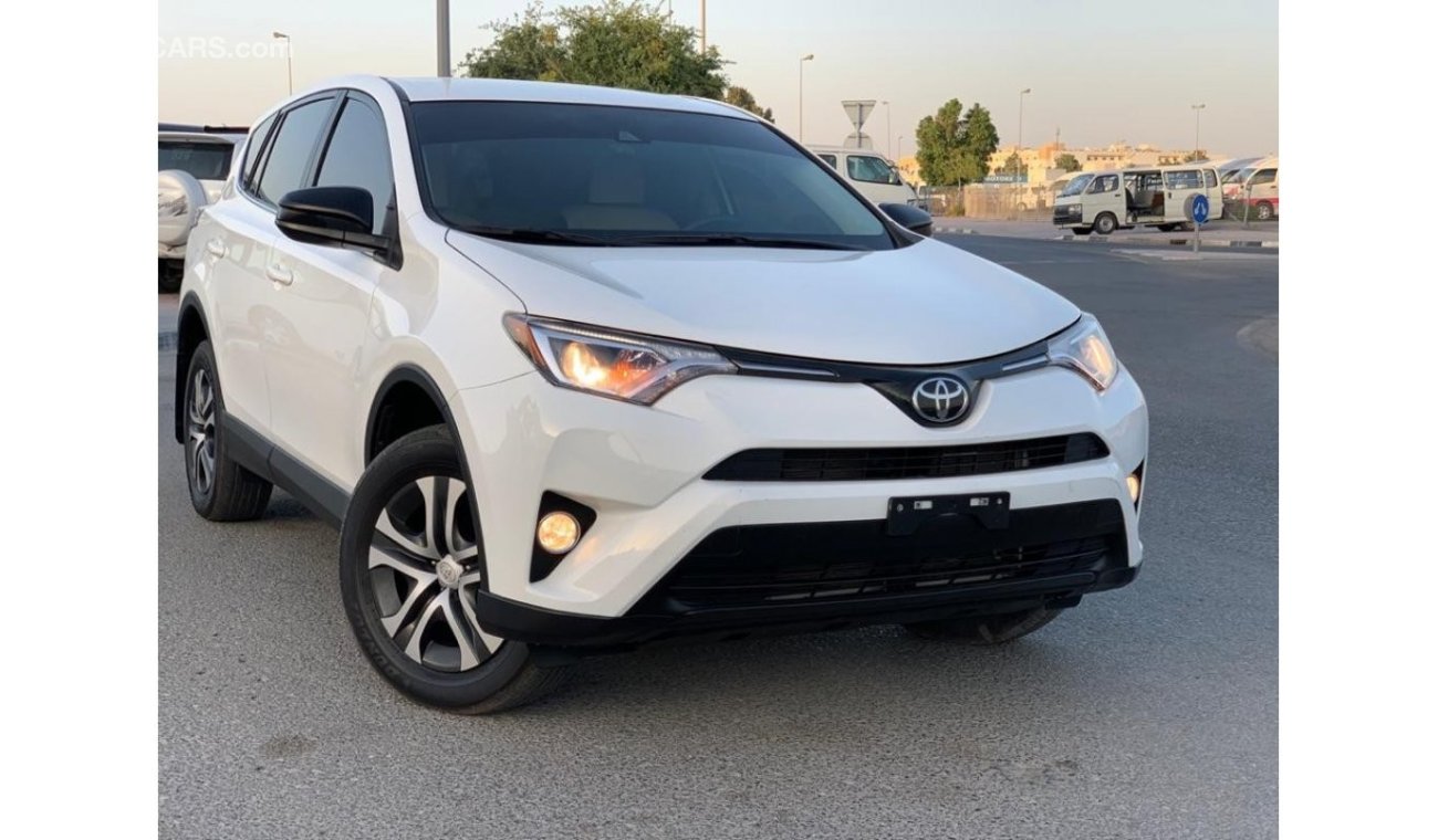 Toyota RAV4 LE 4WD SPORT AND ECO 2.5L V4 2017 AMERICAN SPECIFICATION