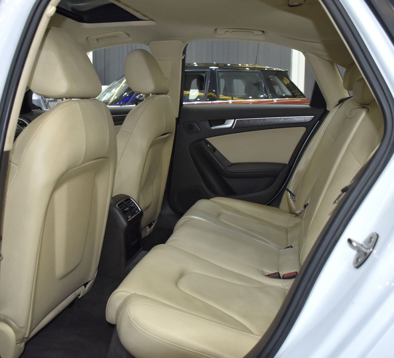 أودي A4 EXCELLENT DEAL for our Audi A4 ( 2014 Model ) in White Color GCC Specs