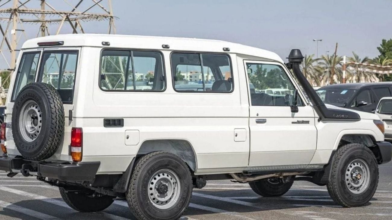 Toyota Land Cruiser 70 LC 78 HARDTOP 2.8L MT LAND CRUISER HARDTOP 3DOOR 4.2L V6 DIESEL
