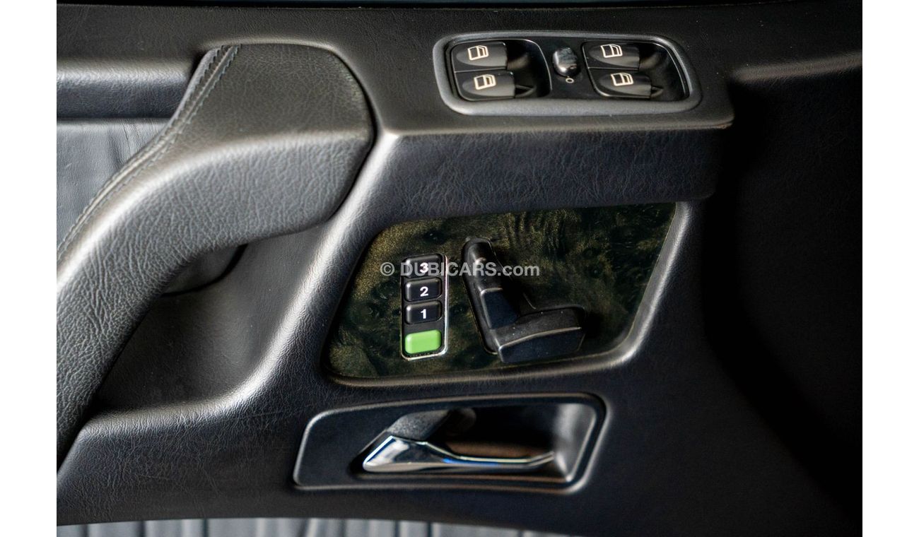 Mercedes-Benz G 55 AMG 2009 Mercedes G55 / 5.5L Supercharged V8 / Full Service History