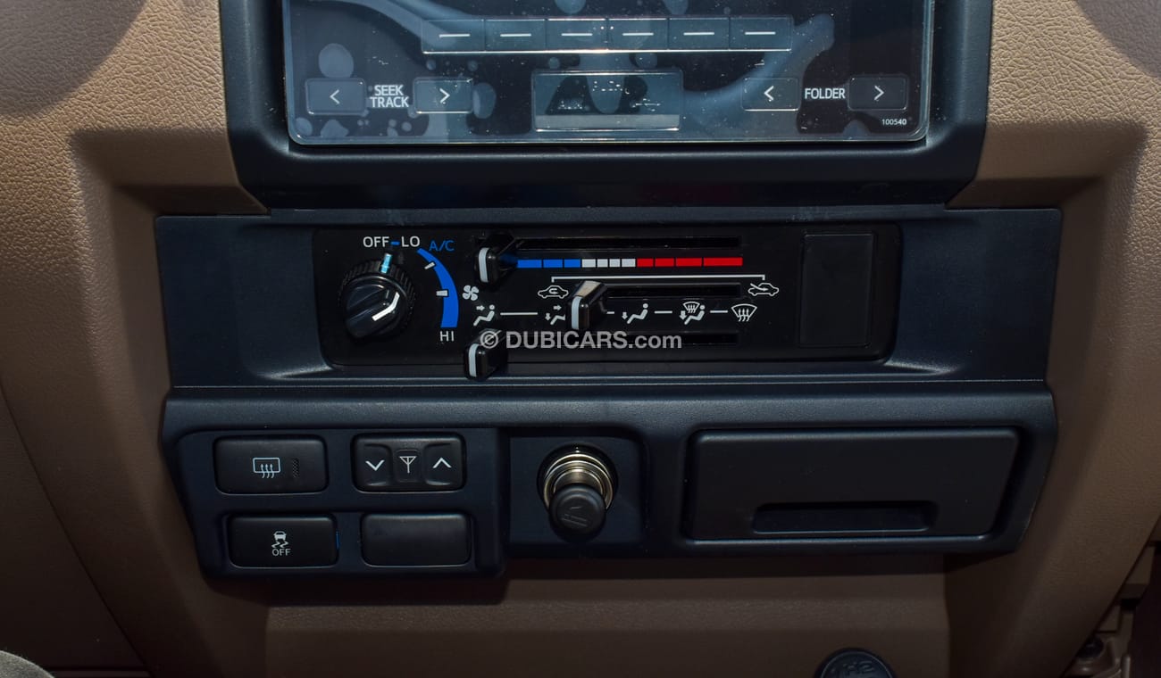 تويوتا لاند كروزر 70 LX V8