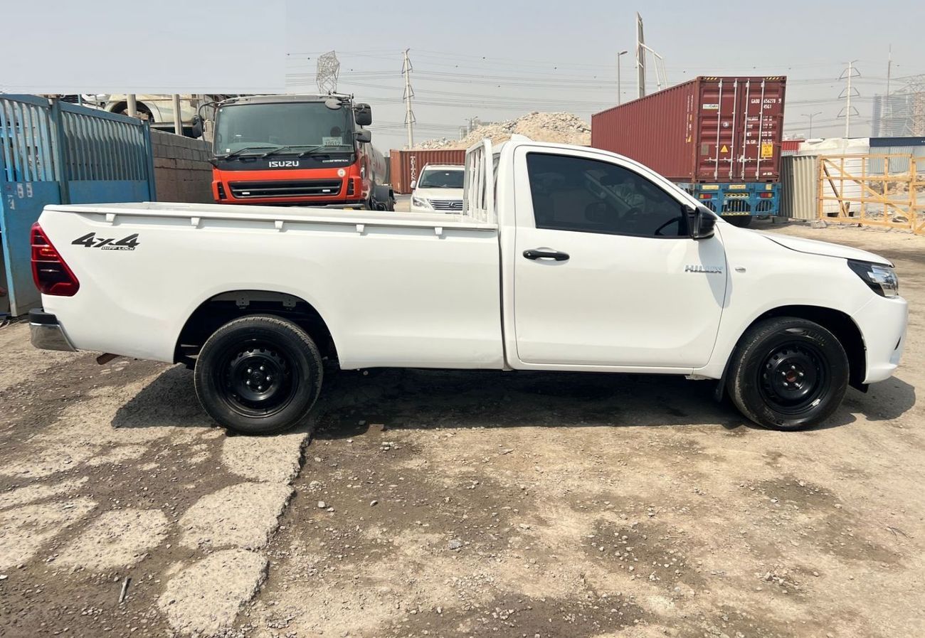 تويوتا هيلوكس HILUX ,REVO ,SINGLE CAB ,PETROL ,2.7 LITER ,RIGHT HAND DRIVE ,AUTOMATIC  ,2WD