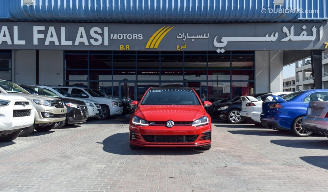 فولكس واجن جولف GTI