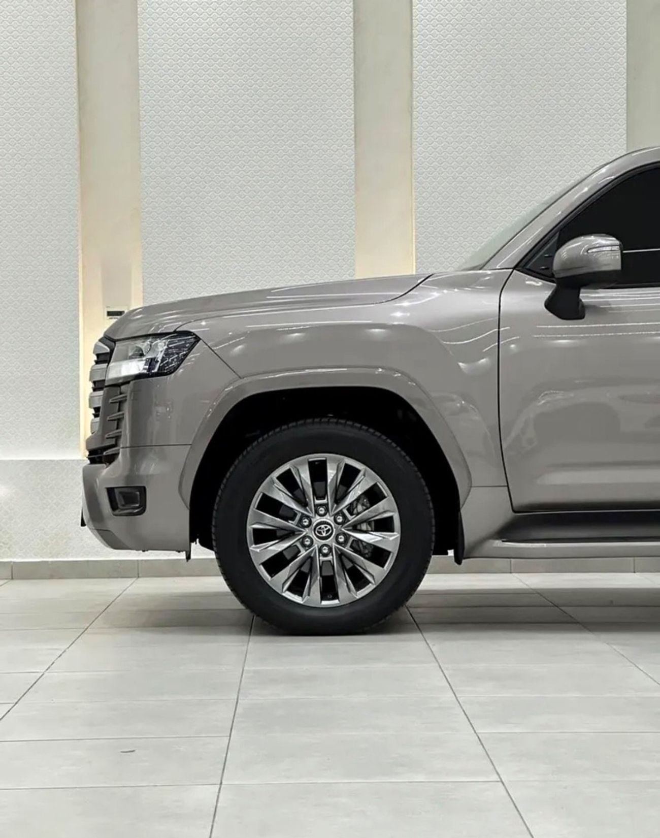 Toyota Land Cruiser 2018 Model Facelift To 2025 Shape Exterior and Interior Both