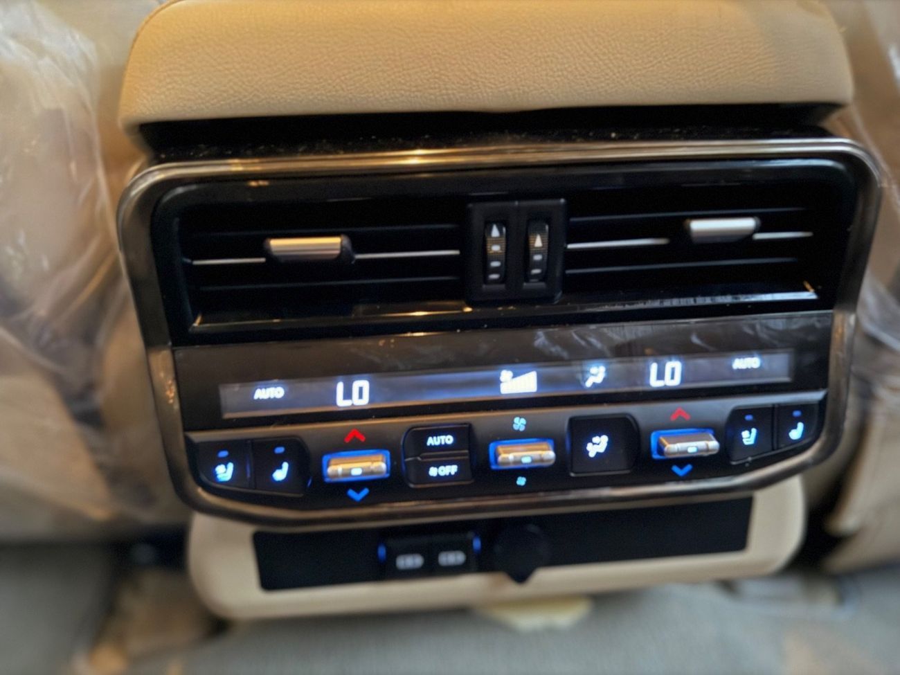 Toyota Land Cruiser GXR+ 4.0L