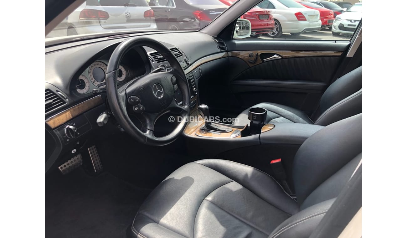مرسيدس بنز E 550 موديل 2009 وراد اليابان حاله ممتازه جدا فل مواصفات كراسي جلد وفتحه سقف وتحكم كهربي كامل ونظام صوت م
