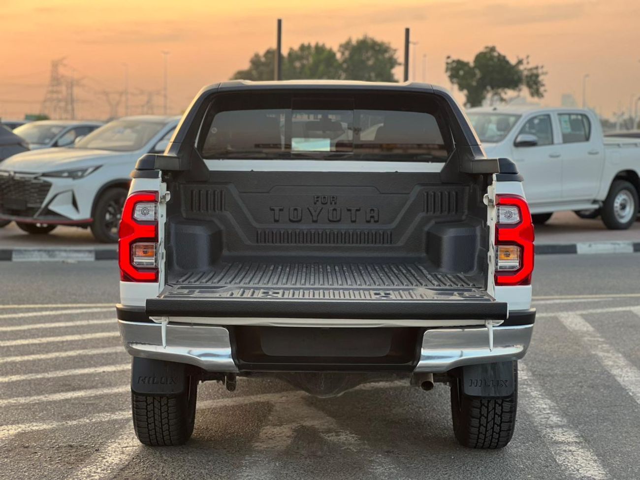 Toyota Hilux 2022 Toyota Hilux GL Advanture Modified - 2.7L V4 - AWD 4x4 -GCC- Rear Camera  - Patrol