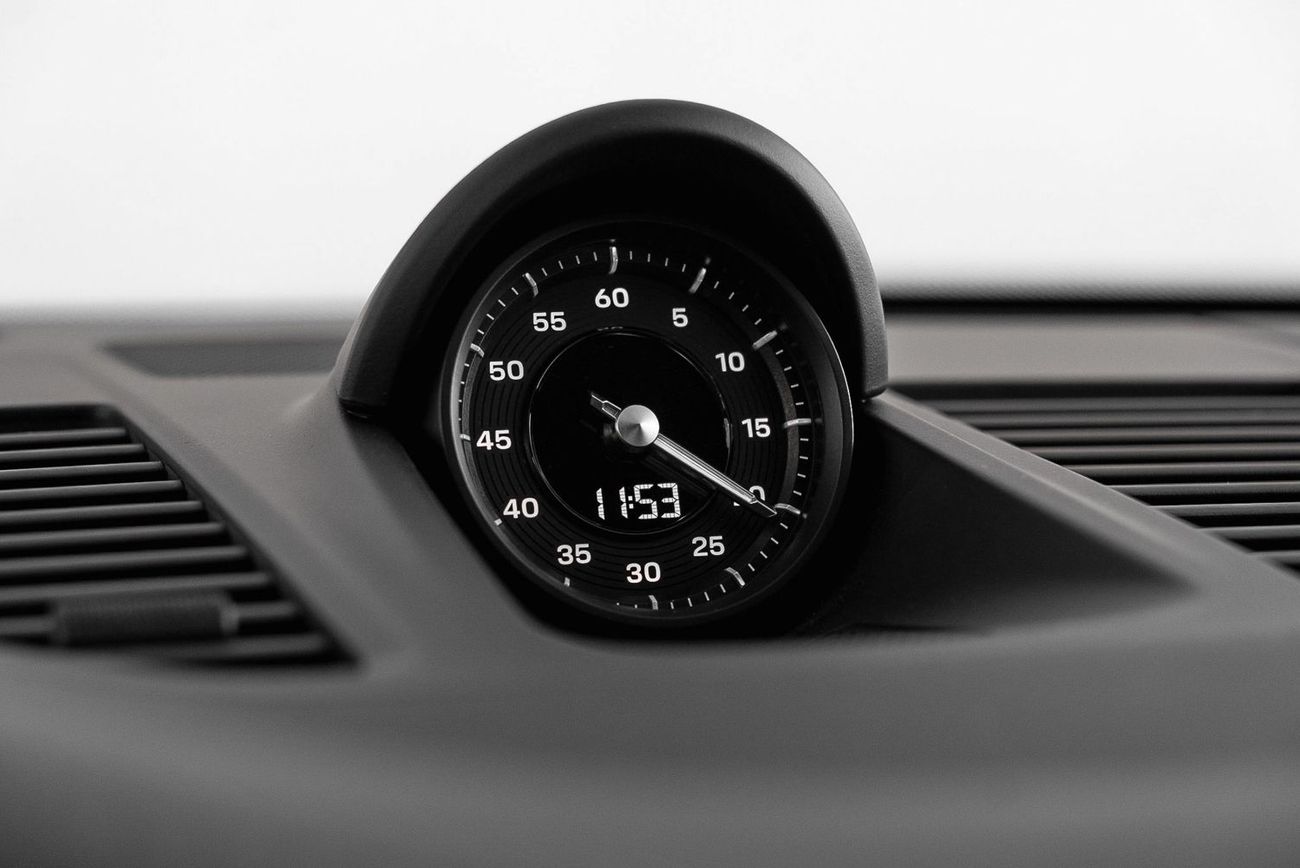 Porsche 911 Targa 4GTS 3.0L (450 HP)