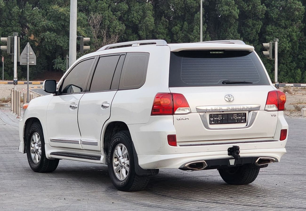 Toyota Land Cruiser GX.R V6