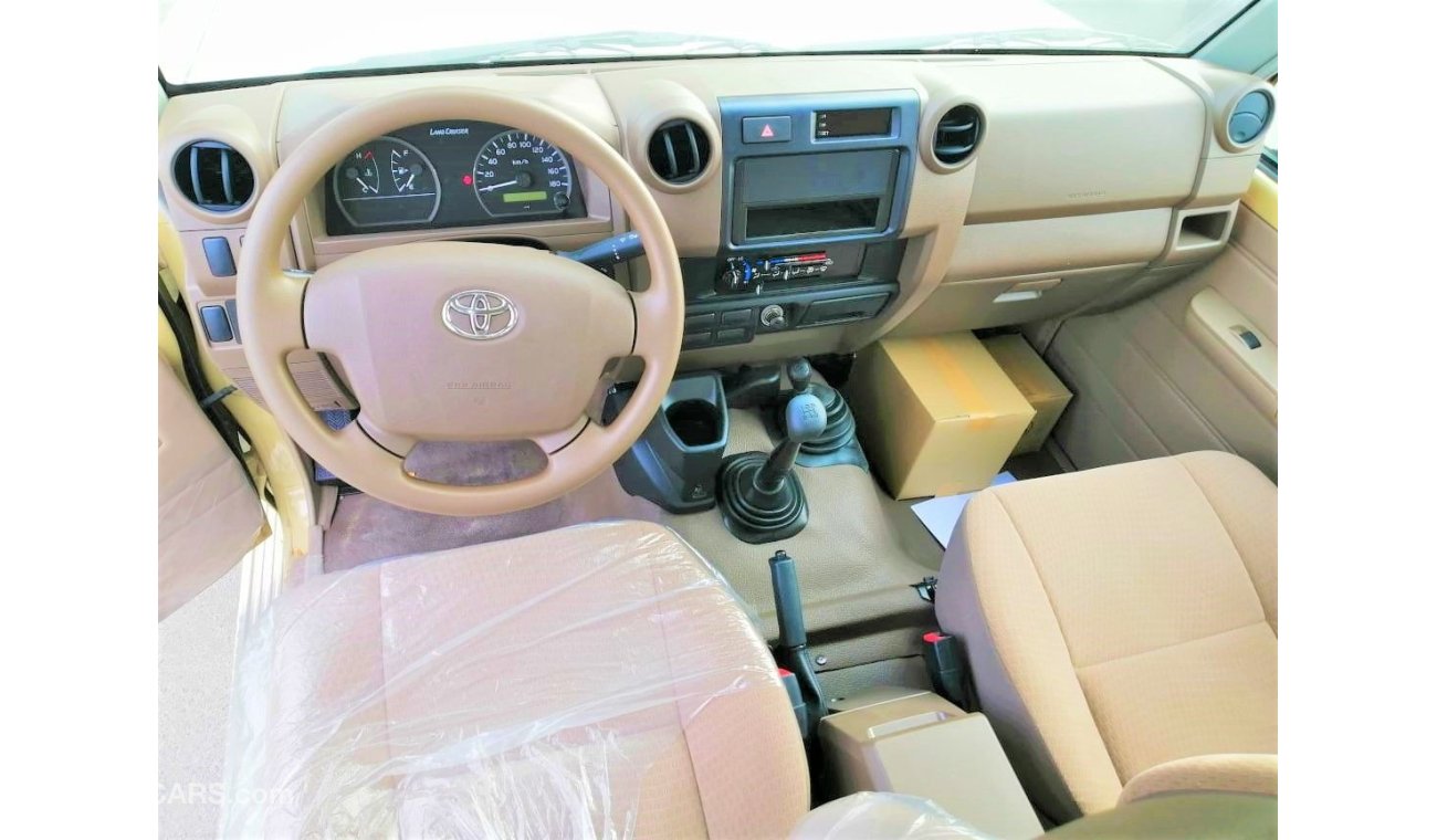 Toyota Land Cruiser Pick Up v6  double cap