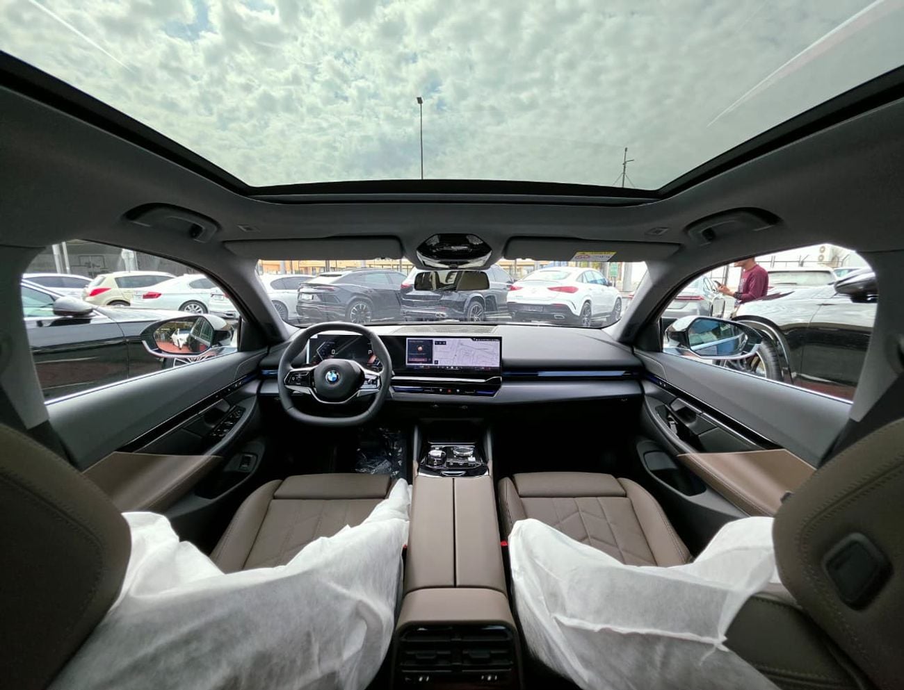 BMW 530i EXCLUSIVE PURE EXCELLENCE Under Warranty and Service 2026 GCC