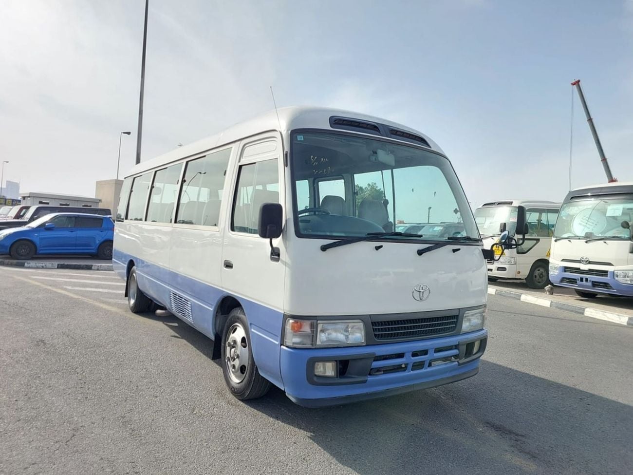 Toyota Coaster TOYOTA COASTER BUS RHD 2005 MODEL 4.0 L DIESEL AUTOMATIC(PM51046)