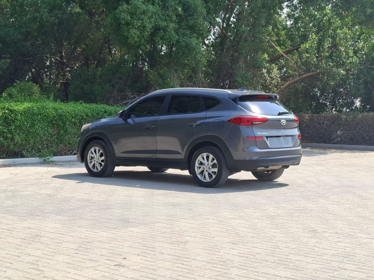 Hyundai Tucson GL MID