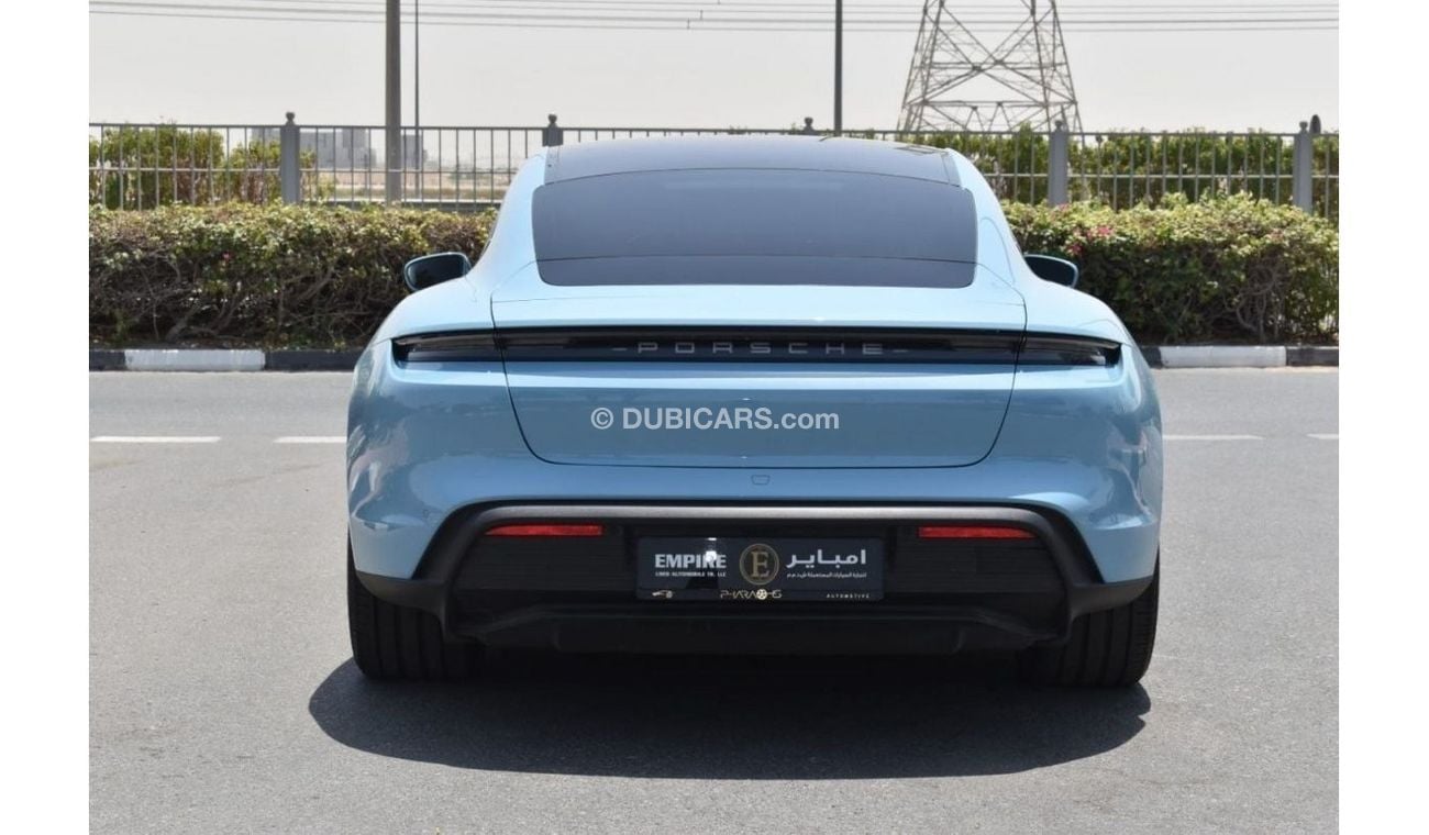 Porsche Taycan 4S Base