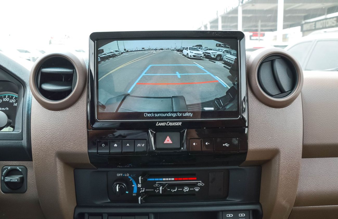 Toyota Land Cruiser 70 TOYOTA LAND CRUISER 76 4.0L 4WD 5DOOR AT SUV 2026