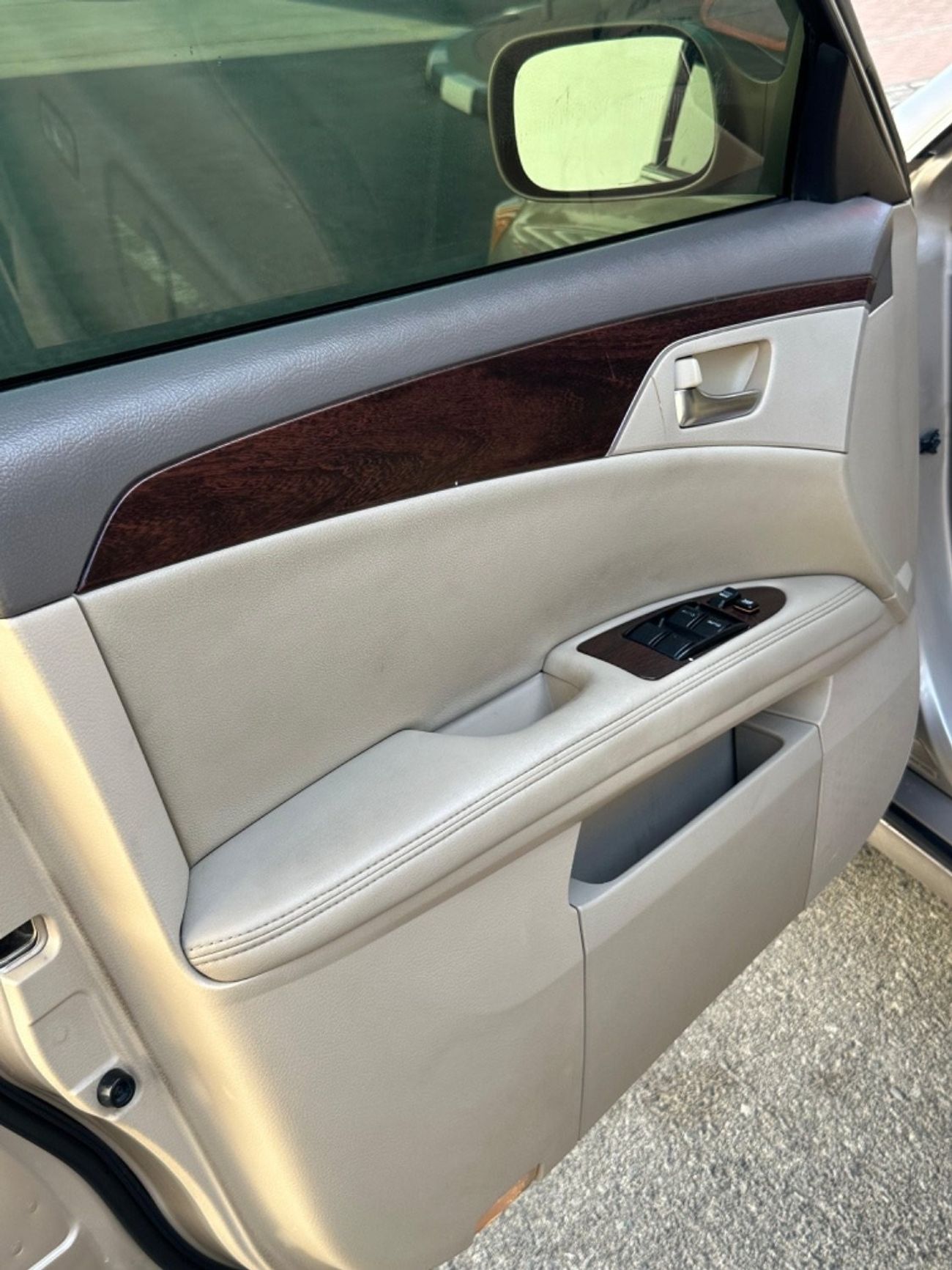 Toyota Avalon 2008 LIMITED FULL OPTION GOOD CONDITION PERSONAL CAR