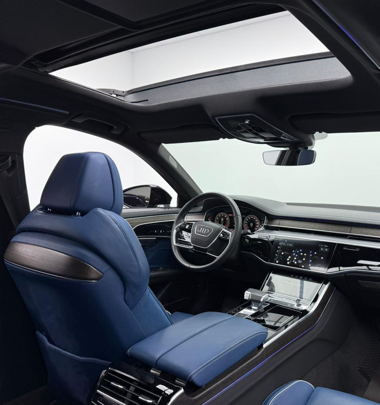 Audi A8 L 55 TFSI quattro 3.0L (340 HP) 2021 Audi A8L 55 TFSI Quattro, 2026 Audi Warranty + Service Pack, Fu