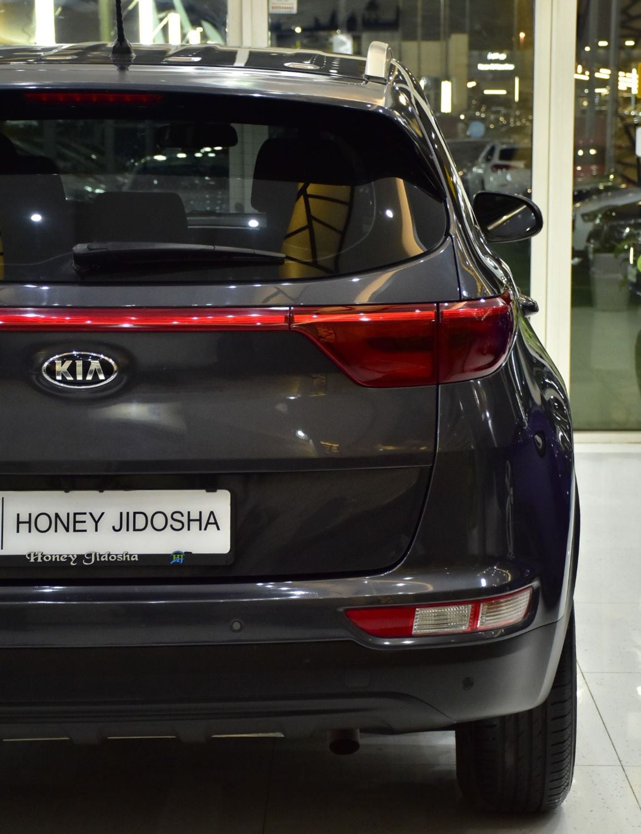 Kia Sportage EXCELLENT DEAL for our KIA Sportage ( 2017 Model ) in Grey Color GCC Specs