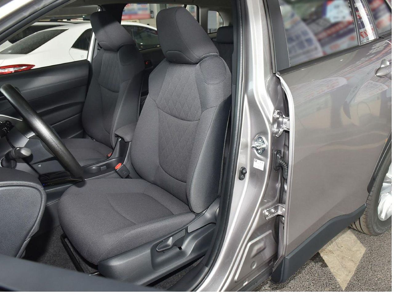 تويوتا كورولا كروس 2.0L HYBRID ELITE 2025