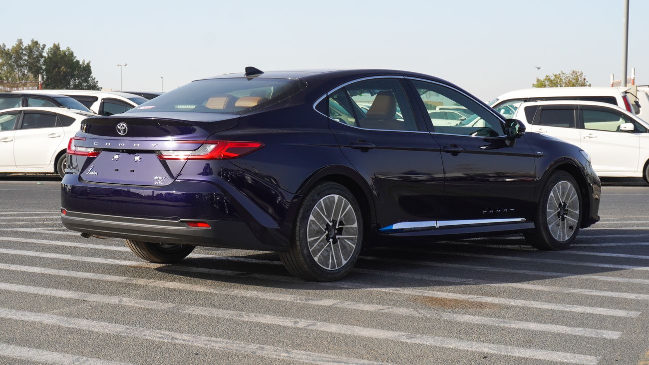 Toyota Camry Lumiere 2.5L HEV