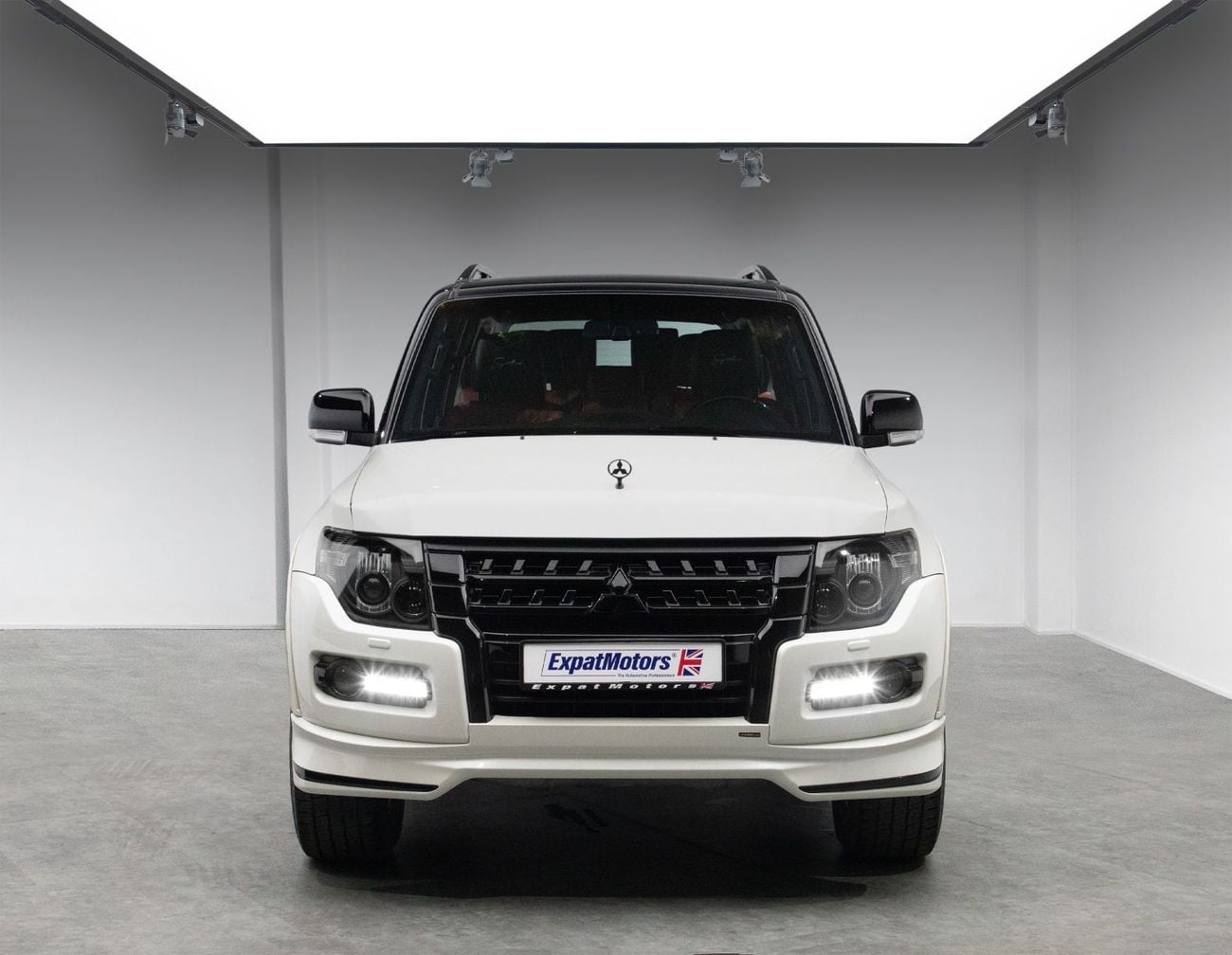 Mitsubishi Pajero GLS H/L SIGNATURE EDI