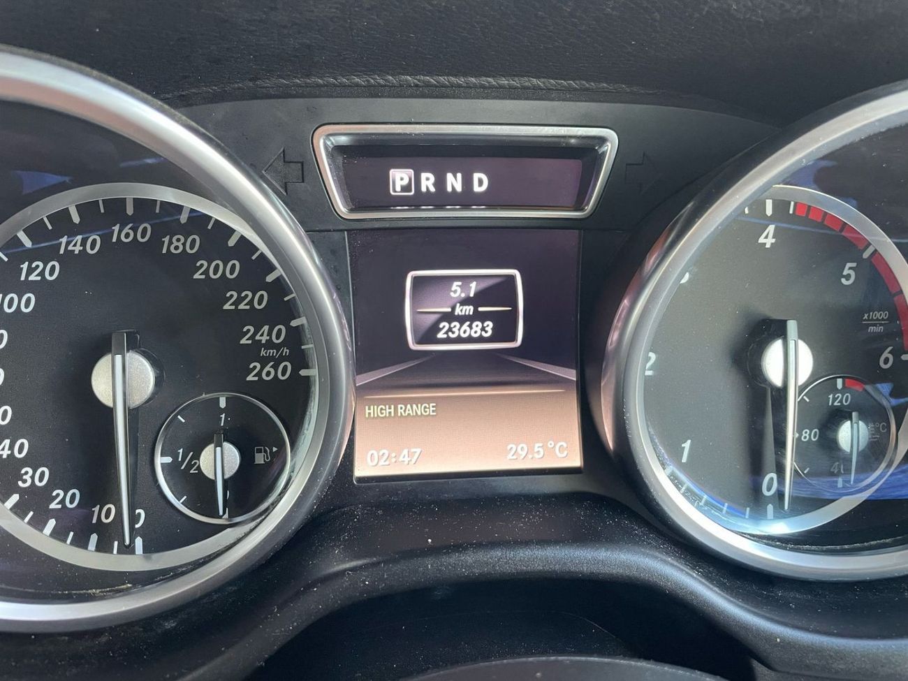 مرسيدس بنز G 350 G350 ,DIESEL 3.0 LITER ,RIGHT HAND DRIVE